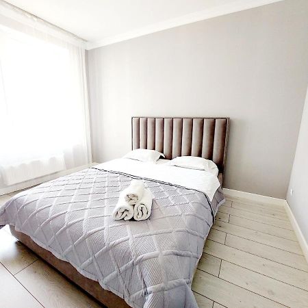 Апартаменты В Жк Only Sun Asztana Kültér fotó